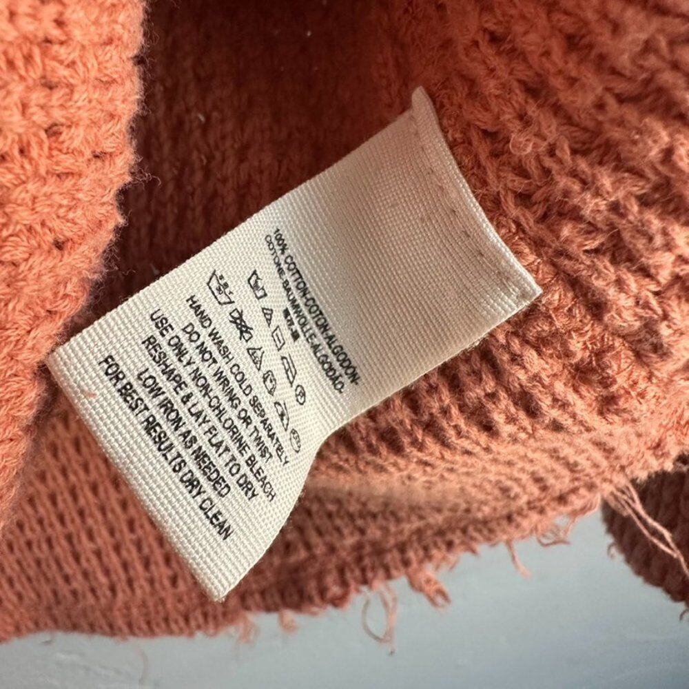 Free People Sunrise Cold Shoulder Sweater Women's S Coral Raw Hem Oversized - Picture 6 of 9